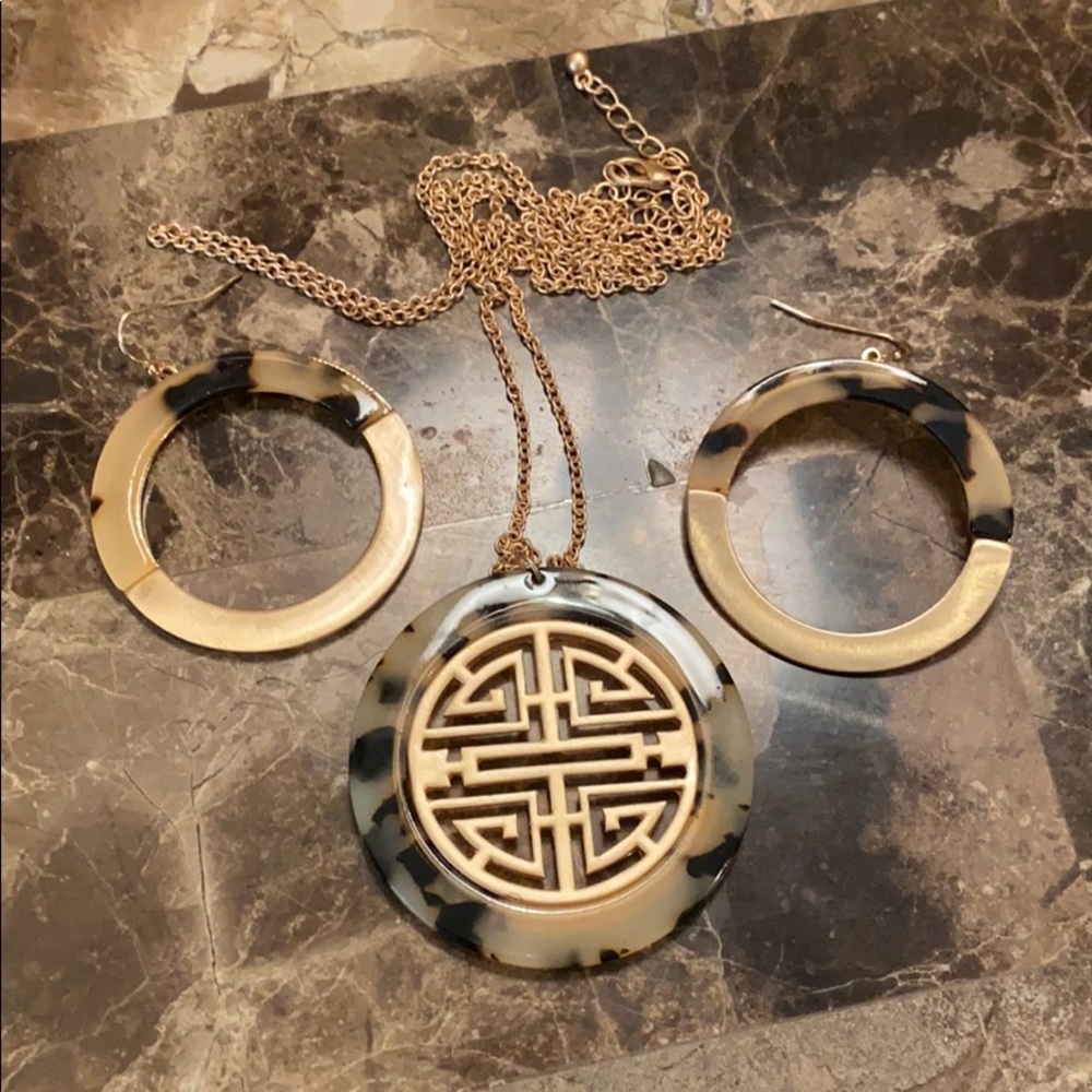Earrings & Necklace Set